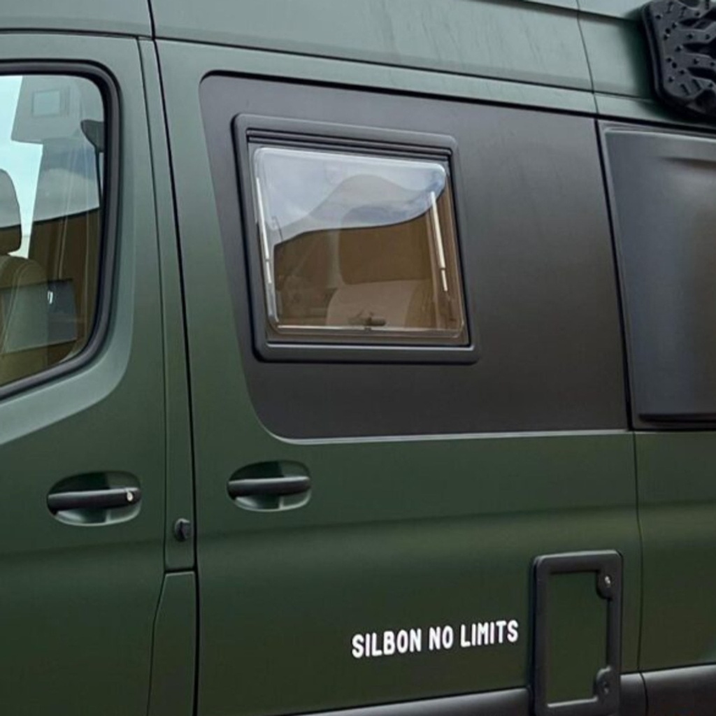Atek pod — passenger-side forward panel с camp window