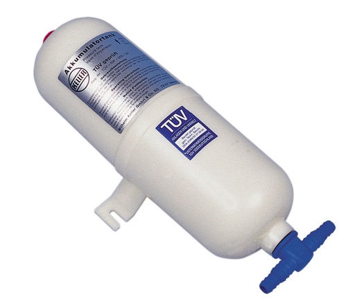 Pressure equalization vessel made of plastic 